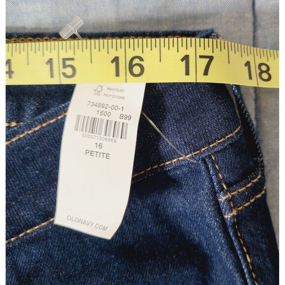 Old Navy Women's Petite Mid-Rise Dark Wash Wow Boot-Cut Jeans Size 16P NWT - Picture 7 of 9